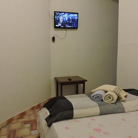 Pousada Casa da Serra São Tomé das Letras Ruang foto
